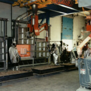 Industrial Manipulator Handling Molds-8